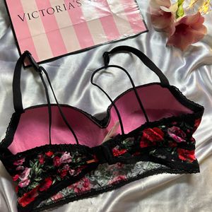 Victoria Secret Bra With Penty Set