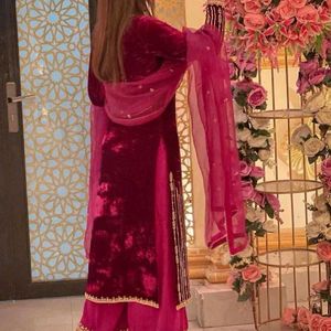 New Stayle Pakistani Poshaq Dresses Beautiful Dres