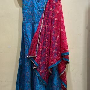 Festive wear Kurta Set Size M