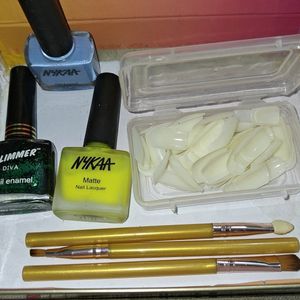 Combo Items (With Freebie) Cosmetic Products