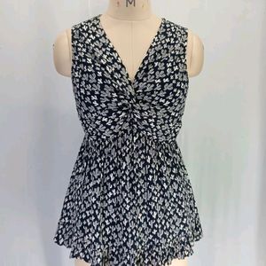 New Twisted Sleeveless Cactus Print Top