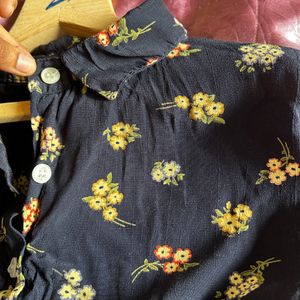 Cute Floral Cropped Shirt