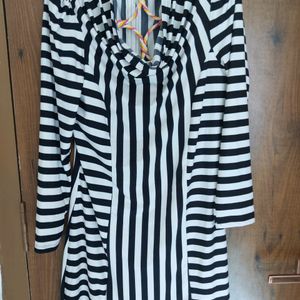 Globus Fullslevees Tunic In Very Good Condition