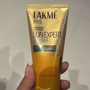 Lakme Sunexpert Gel Light