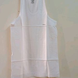 Men's Vests & Trunk