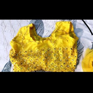 ◔◡◔)っYELLOW WEDDING LAHENGA 3PEACE DRESS