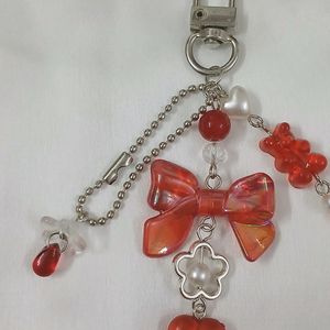 ₊˚⊹౨ hello kitty keychain ৎ ₊˚⊹