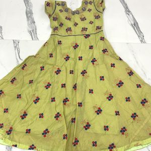 Green Colour Dress With Pathu Chunni