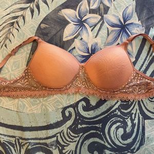 New Padded Bra 34 Size