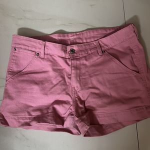 Levi’s Short In Pink