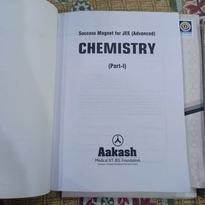 Aakash Jee Advance Books [Both 11 And 12]