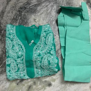 Chikan Kurti With Inner