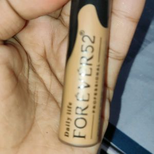 Forever 52 Concealer