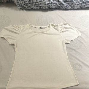 Fixed Price cream T shirt With Lovely Sleeves