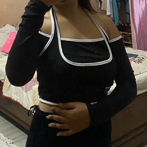 Black Crop Top With White Lining