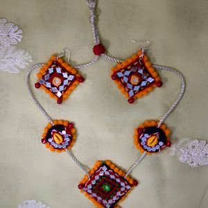 Necklace Set