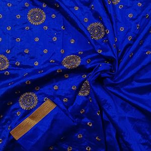 Traditional Blue Saree 🥻