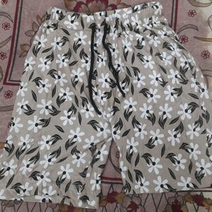 Floral Elasticated Shorts