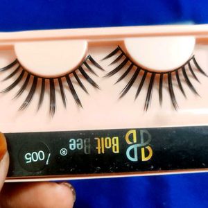 Eyelash New With Freebie