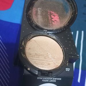 Original Brand MAC HIGHLIGHTER