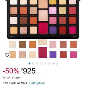 Makeup Revolution Eyeshadow Pallete