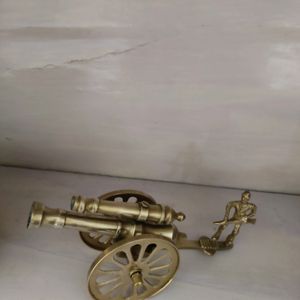 Artillery Gun(Top in Hindi)