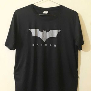 "Batman Black Logo T-Shirt"