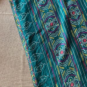 Bandhani Saree With Stitched Blouse