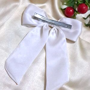 Bow Clip Medium Size