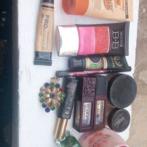 Makeup Product Combo