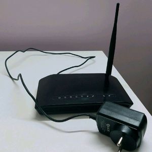 D-Link Wireless N 150 Router: Lightly Used