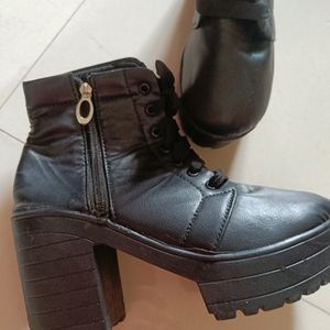 Black Chain Boots For Women.