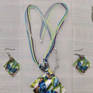 Necklace Nad Earrings Set