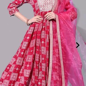 Magenta Women Kurta Set With Pant And Dupatta