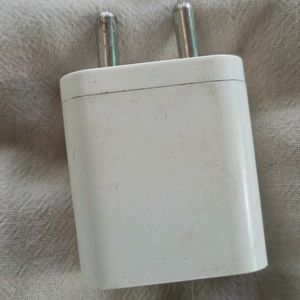 2 Ampere Charger Adapter