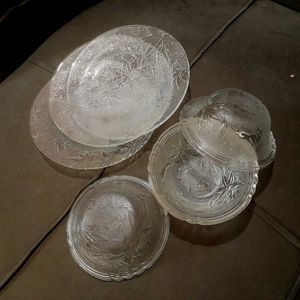 Frosted Glass Dinner Set. 8 Plates + 4 Bowl