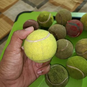 Selling This Hard Tennis Balls ❤️Any 6✅