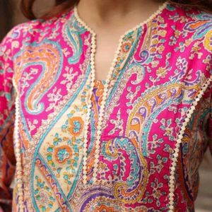 Women Floral Print Viscose Rayon Straight Kurta