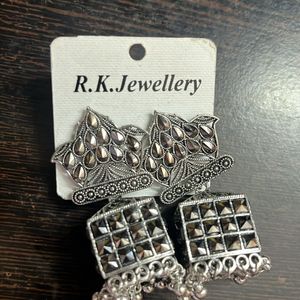 Silver Jhumka Earings