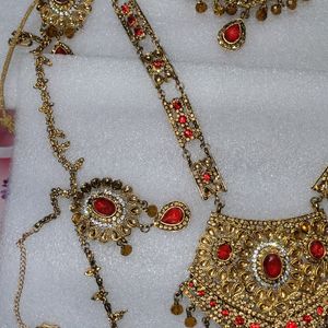 Bridal Jewellery Good Condition