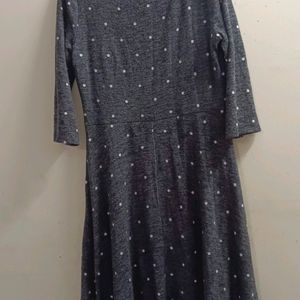 Very Smart Woolen Midi Dress For M Size