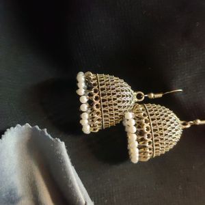 Women's Earring