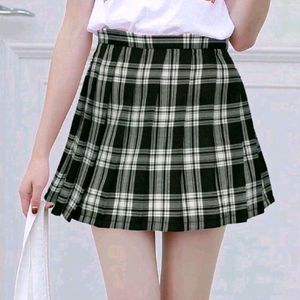 Black And White Korean Skirt