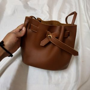 Amante Bucket Bag