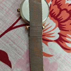 Rose Golden Colour Magnetic Watch