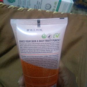 Fruit Power Face Wash Gel