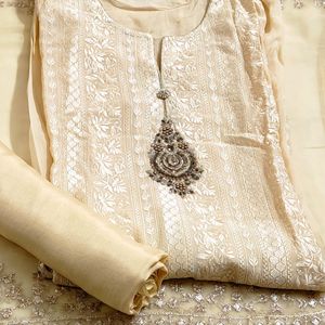 Women Embroidered Chikankari Semi Stitched Fabric