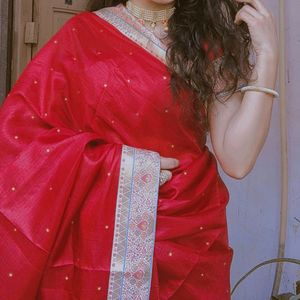 Saree With Stiched Blouse ❤️