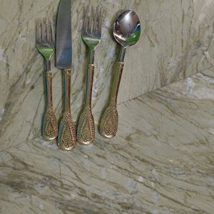 Cutlery Set Of 4