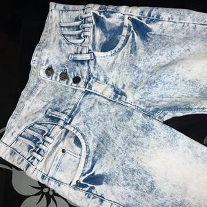 Size - 30 High Waist Jeans With Mutiple Buttons